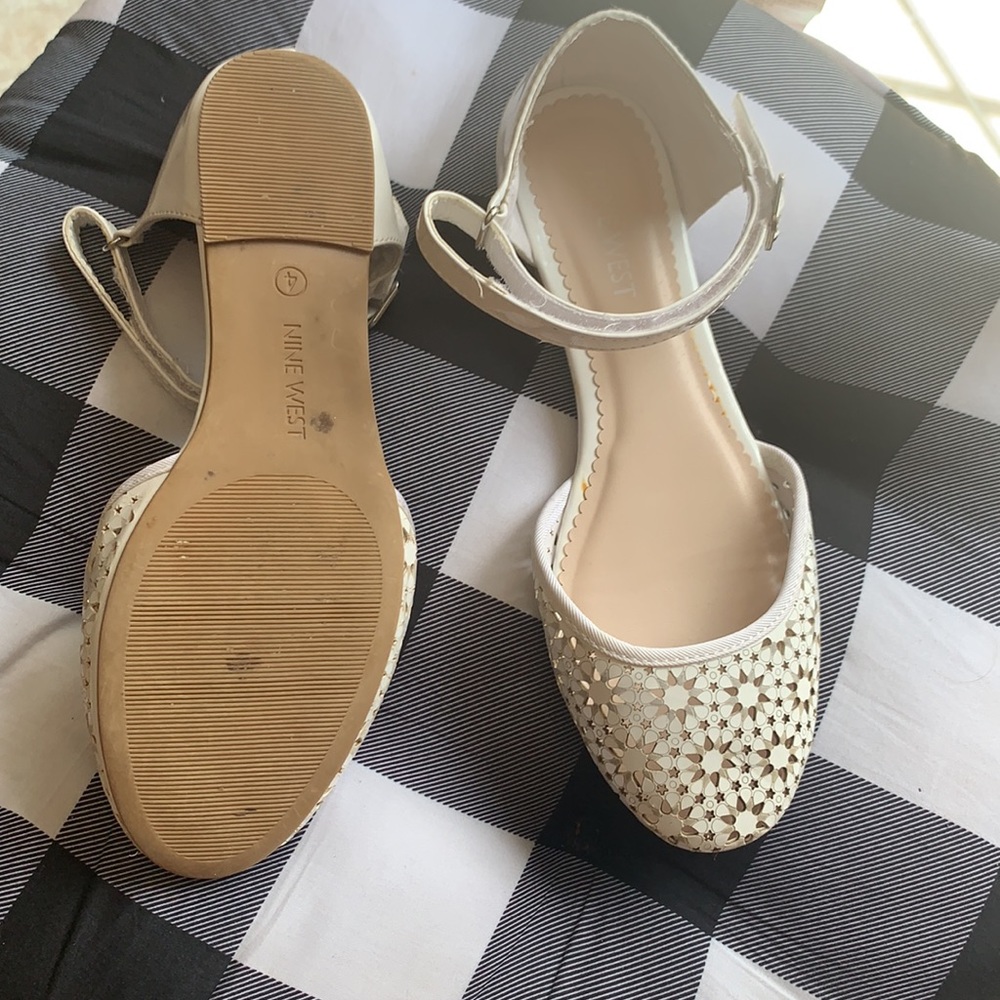 Bundle Shoes - Picture 4 of 7